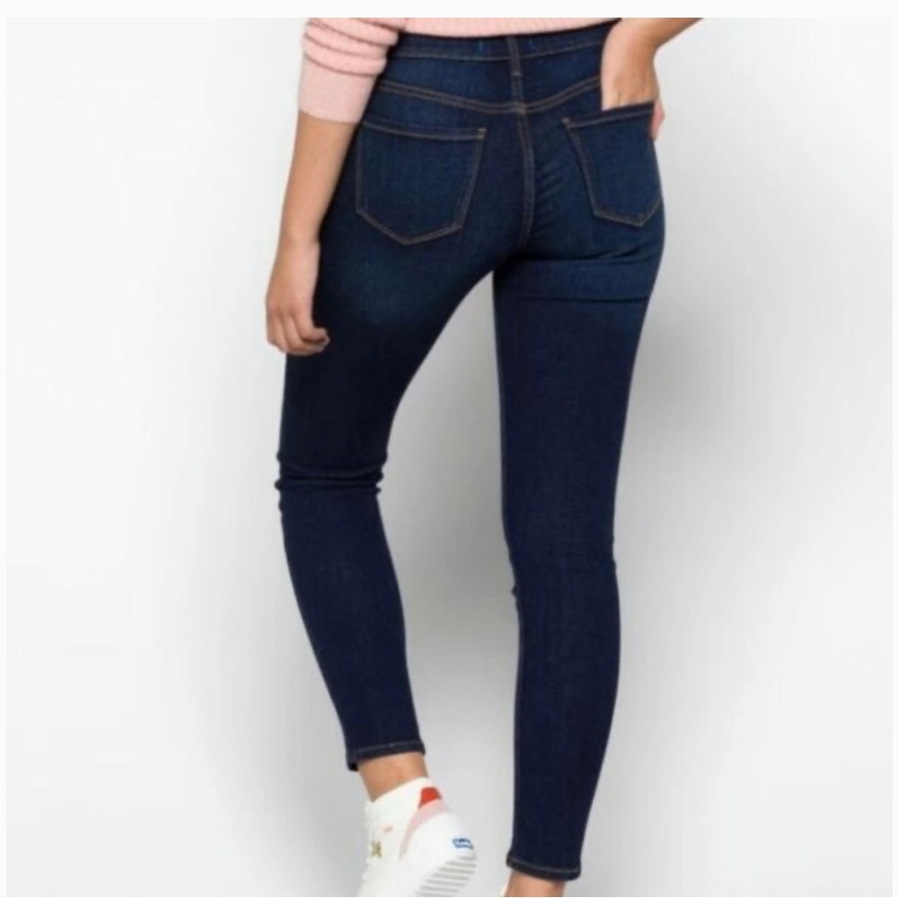 STUDIO BLUE Aranza Skinny Jean Size 28 Indigo Blue
